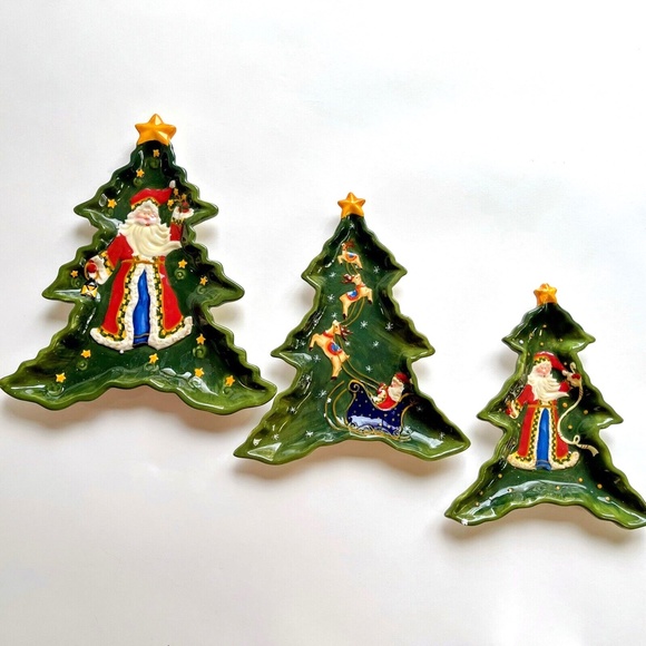 Vintage Christmas Dishes Decor - Picture 1 of 8